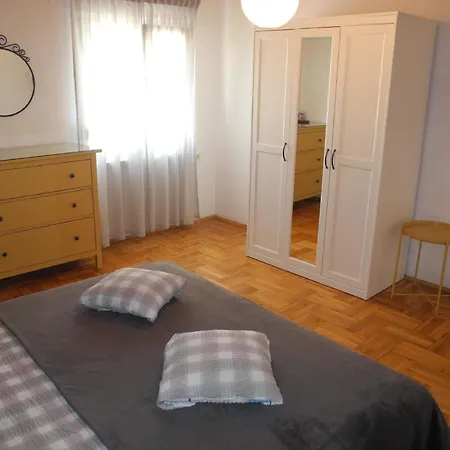 Ferienwohnung Fur 5 Personen Ca 55 Qm In Crikvenica, Kvarner Bucht Und Umgebung Apartment *