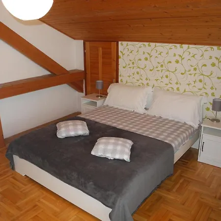 Ferienwohnung Fur 5 Personen Ca 55 Qm In Crikvenica, Kvarner Bucht Und Umgebung Apartment *